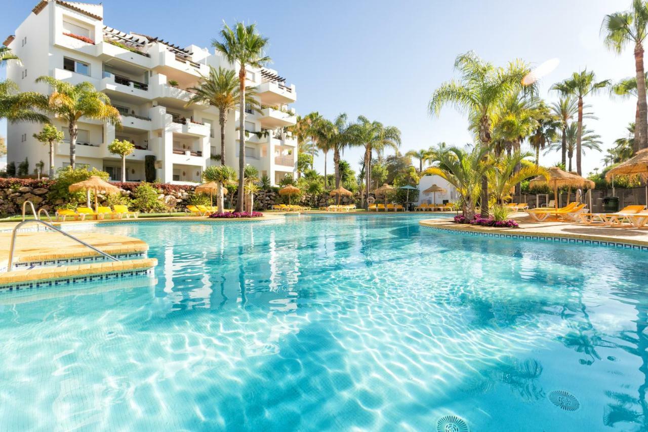 Sea & Mountain View Penthouse Apartment Estepona Exterior photo